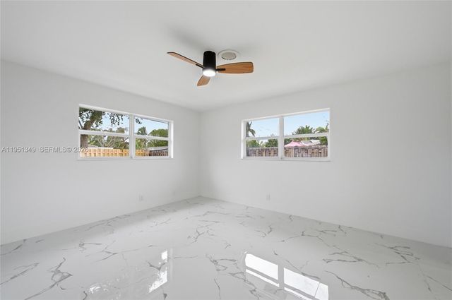 4711 NE 18th Avenue, Oakland Park, FL 33334
