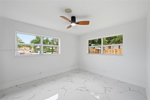 4711 NE 18th Avenue, Oakland Park, FL 33334