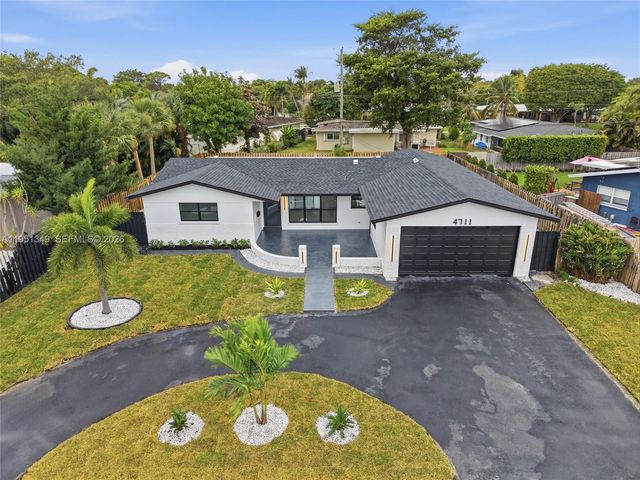 4711 NE 18th Avenue, Oakland Park, FL 33334