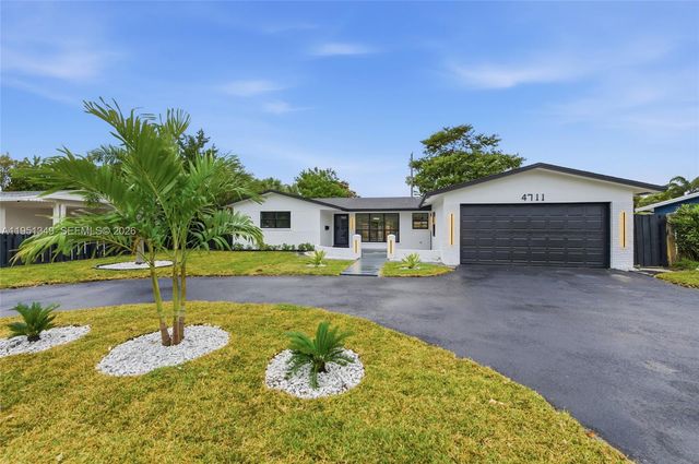 4711 NE 18th Avenue, Oakland Park, FL 33334
