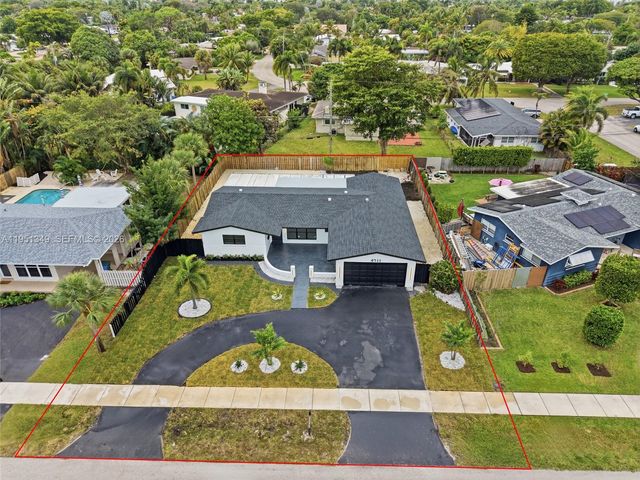 4711 NE 18th Avenue, Oakland Park, FL 33334