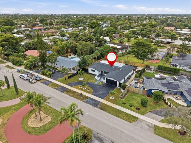 4711 NE 18th Avenue, Oakland Park, FL 33334