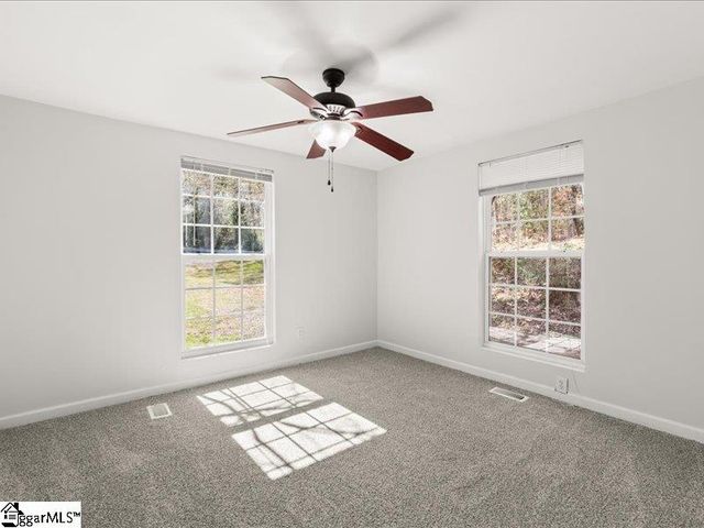 1028 Pinelake Drive, Anderson, SC 29689