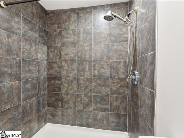 1028 Pinelake Drive, Anderson, SC 29689