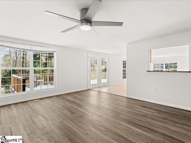 1028 Pinelake Drive, Anderson, SC 29689