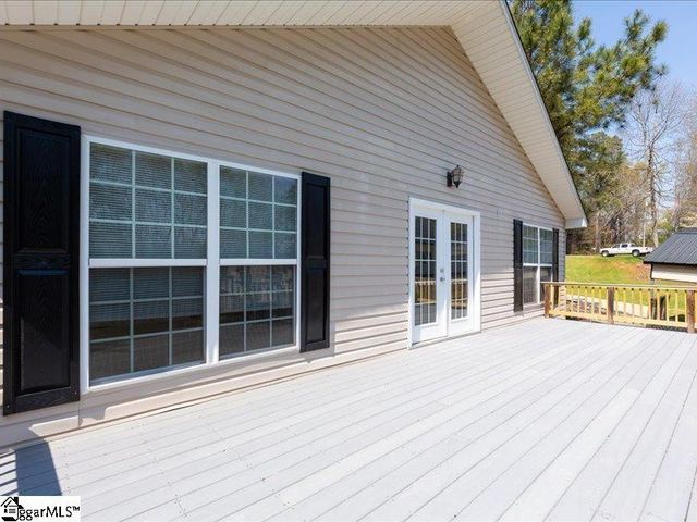 1028 Pinelake Drive, Anderson, SC 29689