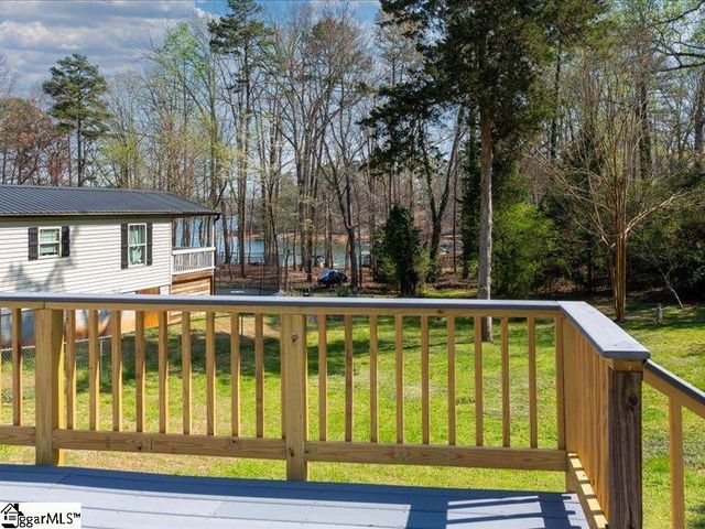 1028 Pinelake Drive, Anderson, SC 29689