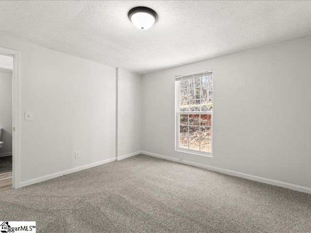 1028 Pinelake Drive, Anderson, SC 29689