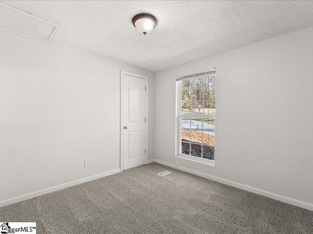 1028 Pinelake Drive, Anderson, SC 29689