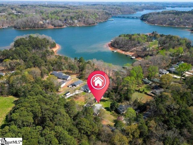 1028 Pinelake Drive, Anderson, SC 29689