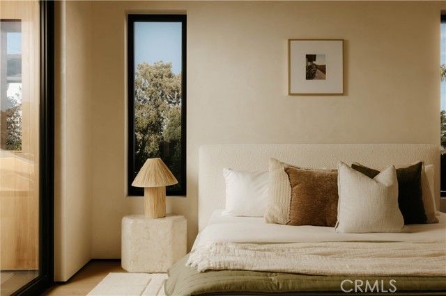 12527 Mitchell Avenue, Los Angeles, CA 90066