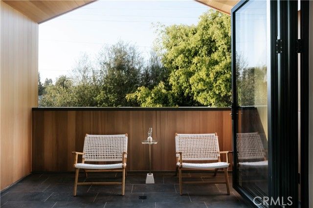 12527 Mitchell Avenue, Los Angeles, CA 90066