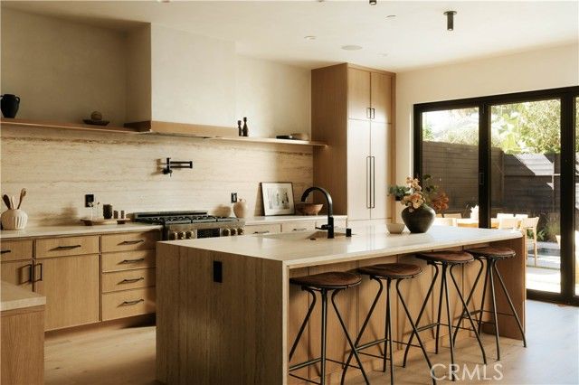 12527 Mitchell Avenue, Los Angeles, CA 90066