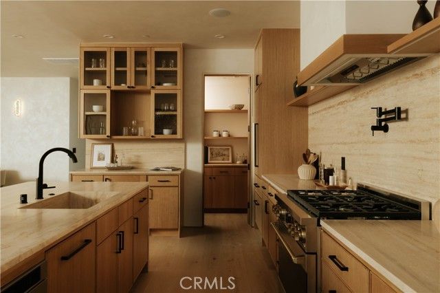 12527 Mitchell Avenue, Los Angeles, CA 90066