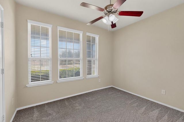 410 Dartmouth Drive, Van Alstyne, TX 75496