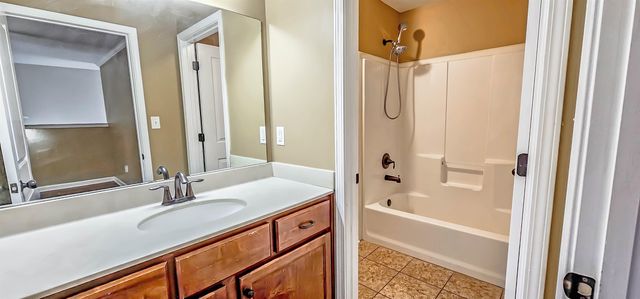 4024 MITCHELL PL, Olive Branch, MS 38654