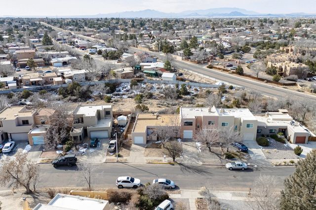 2578 Camino San Patricio, Santa Fe, NM 87505