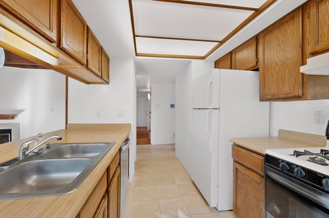 2578 Camino San Patricio, Santa Fe, NM 87505