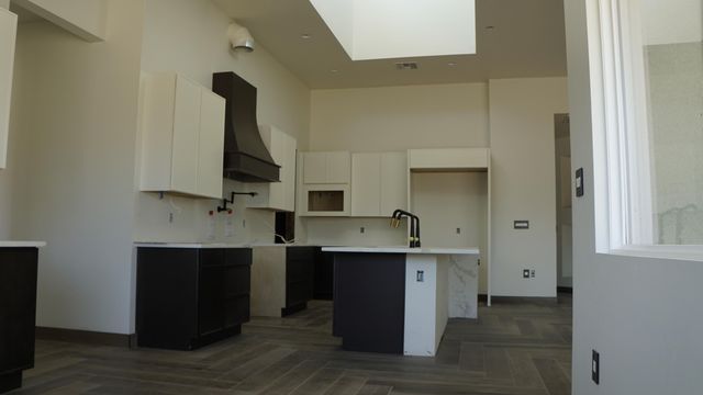 420 Bledsoe Road NW, Los Ranchos, NM 87107