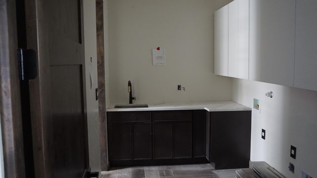 420 Bledsoe Road NW, Los Ranchos, NM 87107