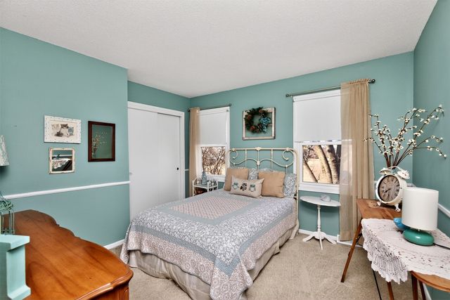 409 39th Street, West Des Moines, IA 50265