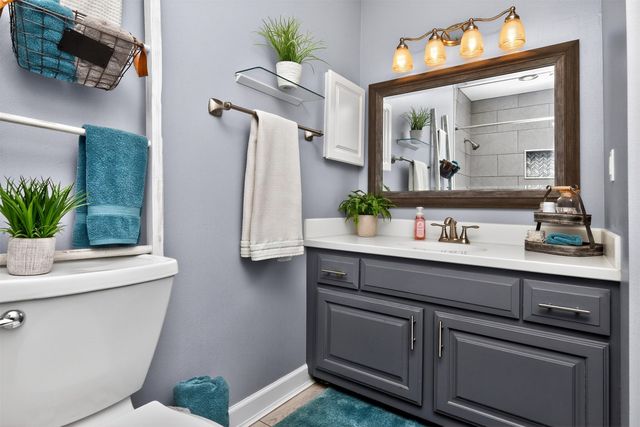 409 39th Street, West Des Moines, IA 50265