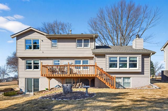 409 39th Street, West Des Moines, IA 50265