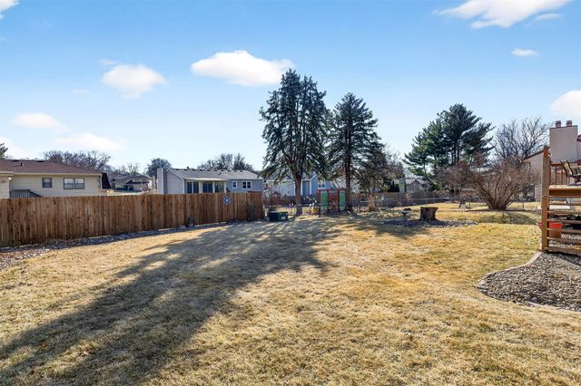 409 39th Street, West Des Moines, IA 50265