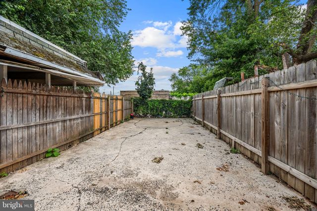 1674 CHURCH ST, Philadelphia, PA 19124