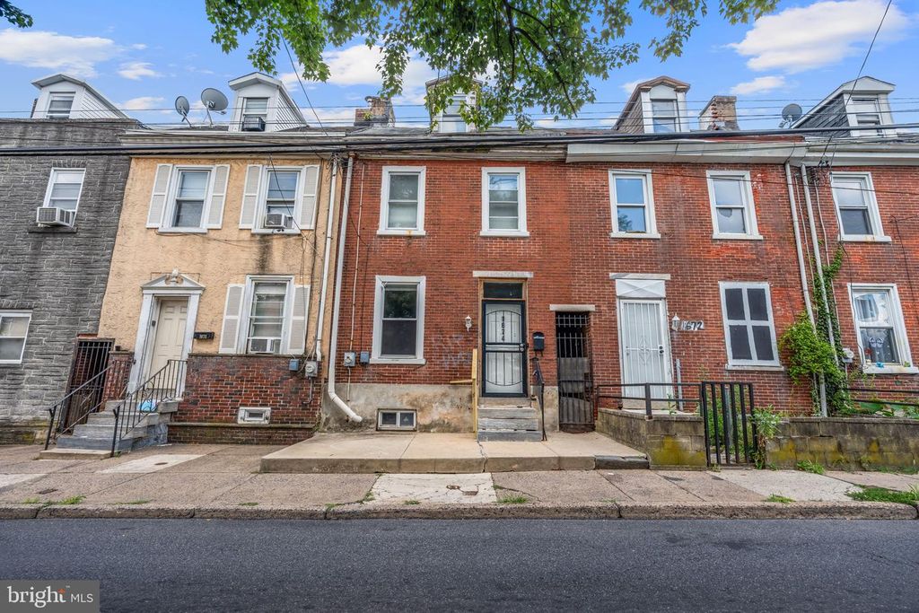 1674 CHURCH ST, Philadelphia, PA 19124