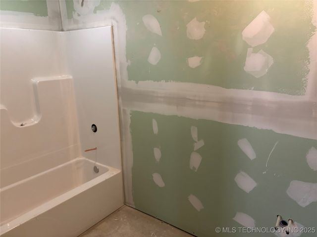 207 NE 2nd Street, Adair, OK 74330