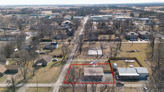 207 NE 2nd Street, Adair, OK 74330