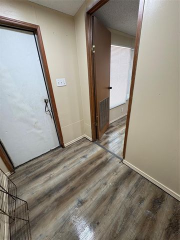 9541 Maple Ridge Drive, Willis, TX 77318