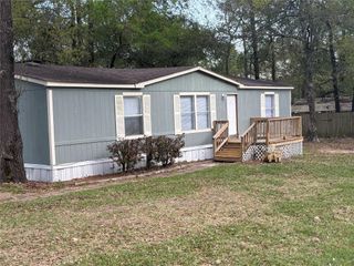 9541 Maple Ridge Drive, Willis, TX 77318