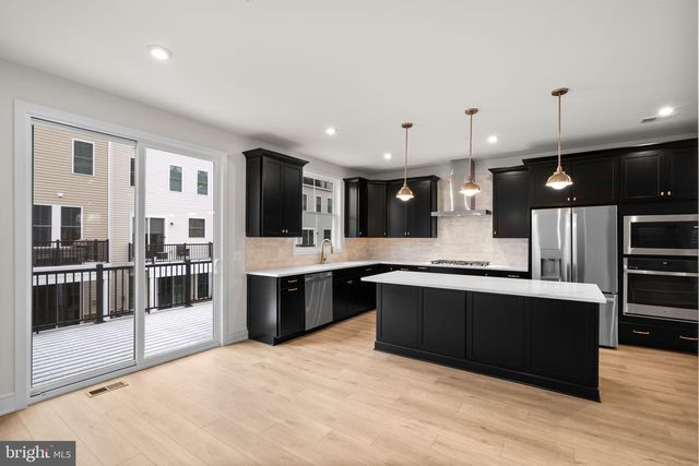 23021 BLUE EAGLE TER, Ashburn, VA 20148