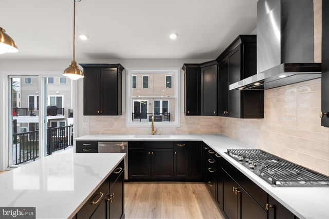 23021 BLUE EAGLE TER, Ashburn, VA 20148