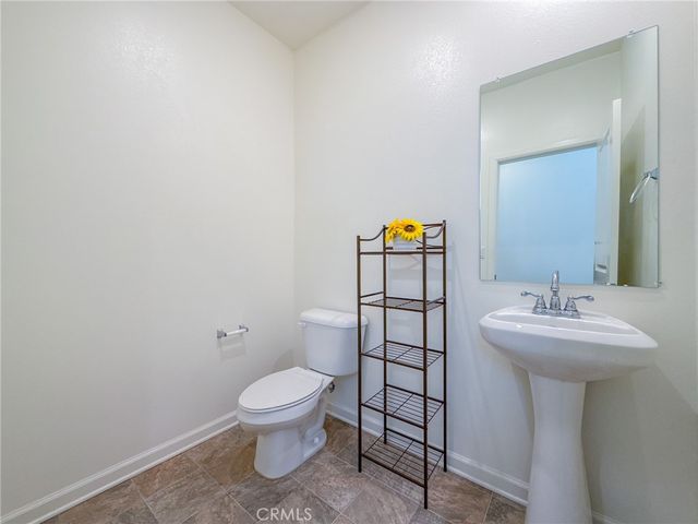 279 GALVESTON Lane, Palmdale, CA 93551