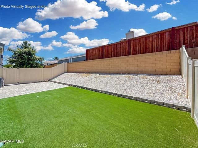 279 GALVESTON Lane, Palmdale, CA 93551