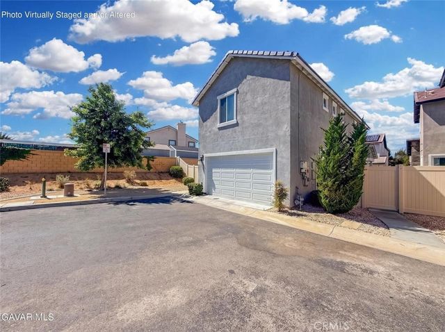 279 GALVESTON Lane, Palmdale, CA 93551