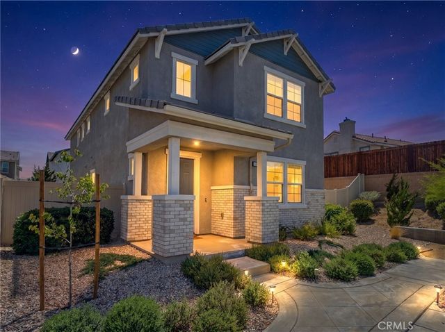 279 GALVESTON Lane, Palmdale, CA 93551