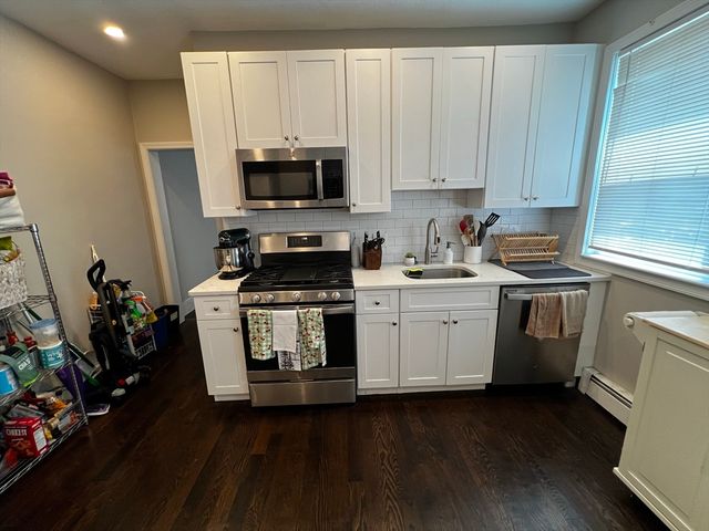 158 Holland St. 2, Somerville, MA 02144