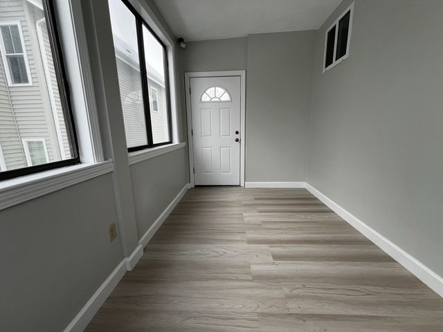 158 Holland St. 2, Somerville, MA 02144