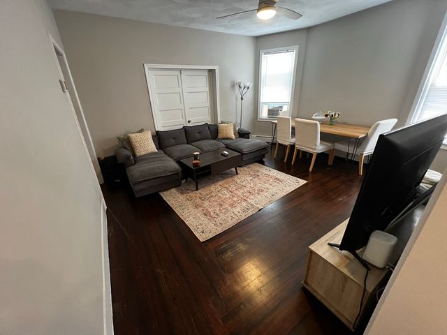 158 Holland St. 2, Somerville, MA 02144