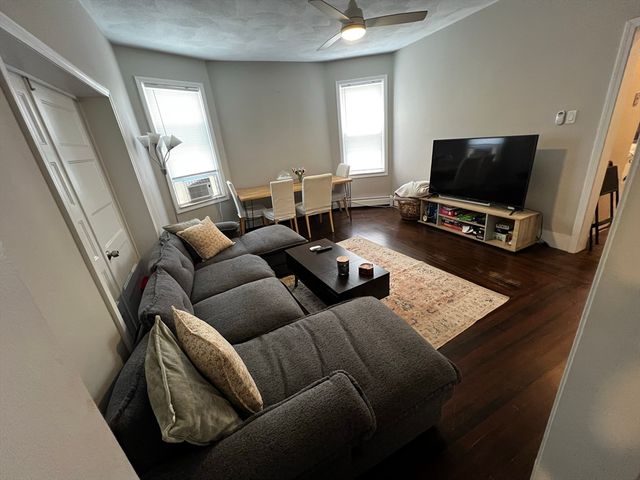 158 Holland St. 2, Somerville, MA 02144