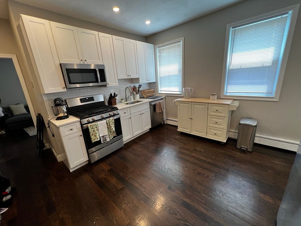 158 Holland St. 2, Somerville, MA 02144