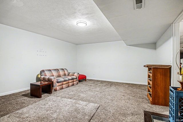 55370 Falling Water Drive, Elkhart, IN 46514