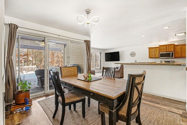 55370 Falling Water Drive, Elkhart, IN 46514