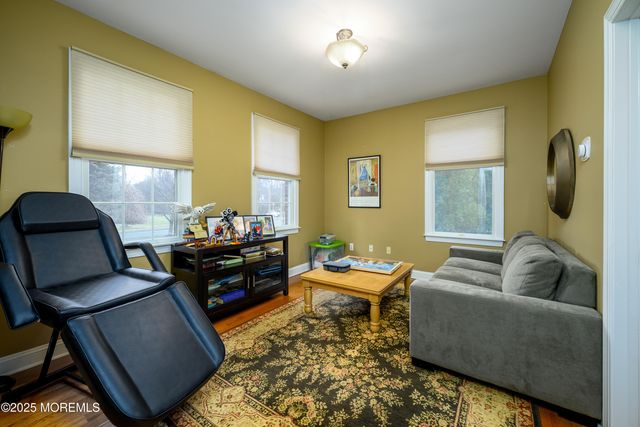 10 Austen Court, Marlboro, NJ 07746