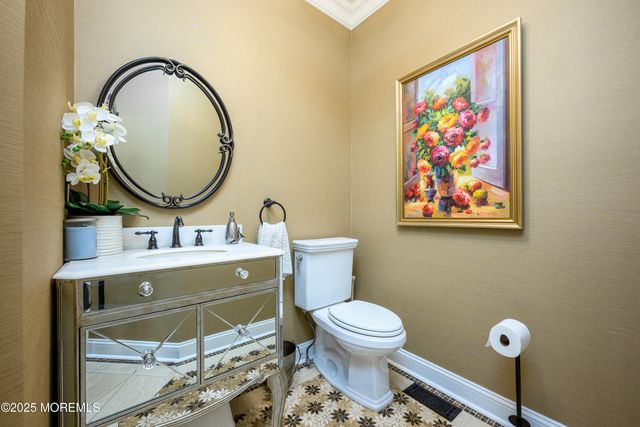 10 Austen Court, Marlboro, NJ 07746