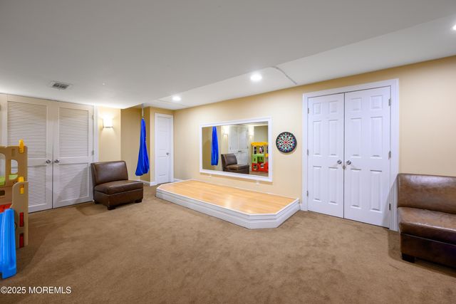 10 Austen Court, Marlboro, NJ 07746